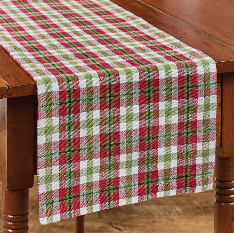 Winterland Table Runner 36" L